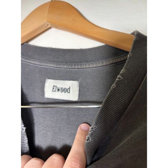 ELWOOD T shirt core tee size medium charcoal gray minimalist staple distressed - Picture 6 of 7